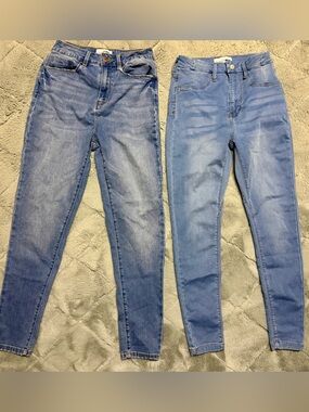 High Waisted Fashion Nova Skinny Jeans (2 pair) Size 9